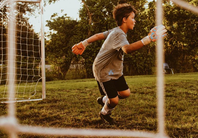 ING, KNVB en maatschappelijke partners slaan handen ineen zodat ieder kind kan voetballen